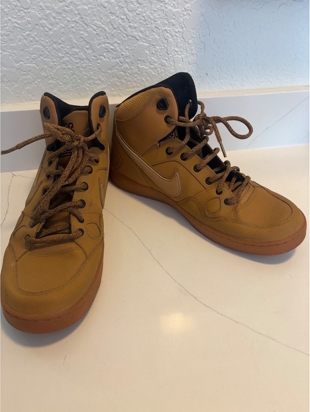 Nike Men's Son of Force Mid Winter Wheat Mid-Top Shoes Size 11